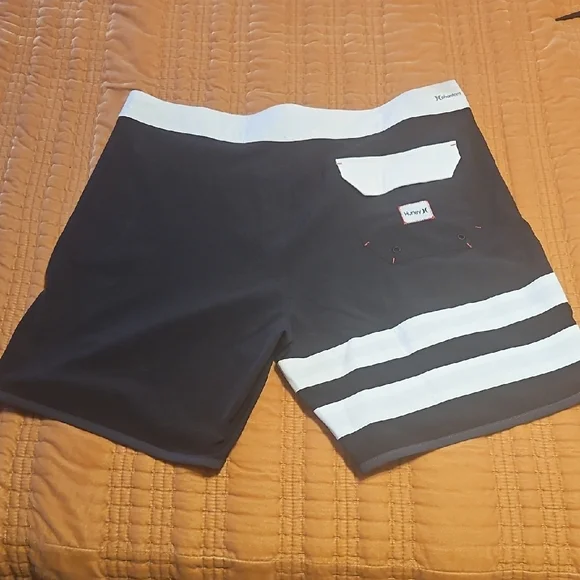 Hurley Board Shorts - Picture 2 of 4
